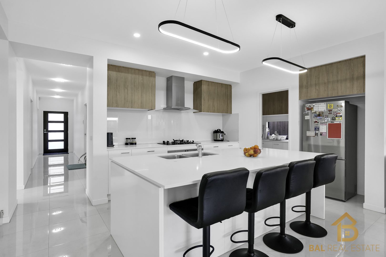 6 Wasim Crt, Rockbank VIC 3335 - House For Rent - $530 | Domain