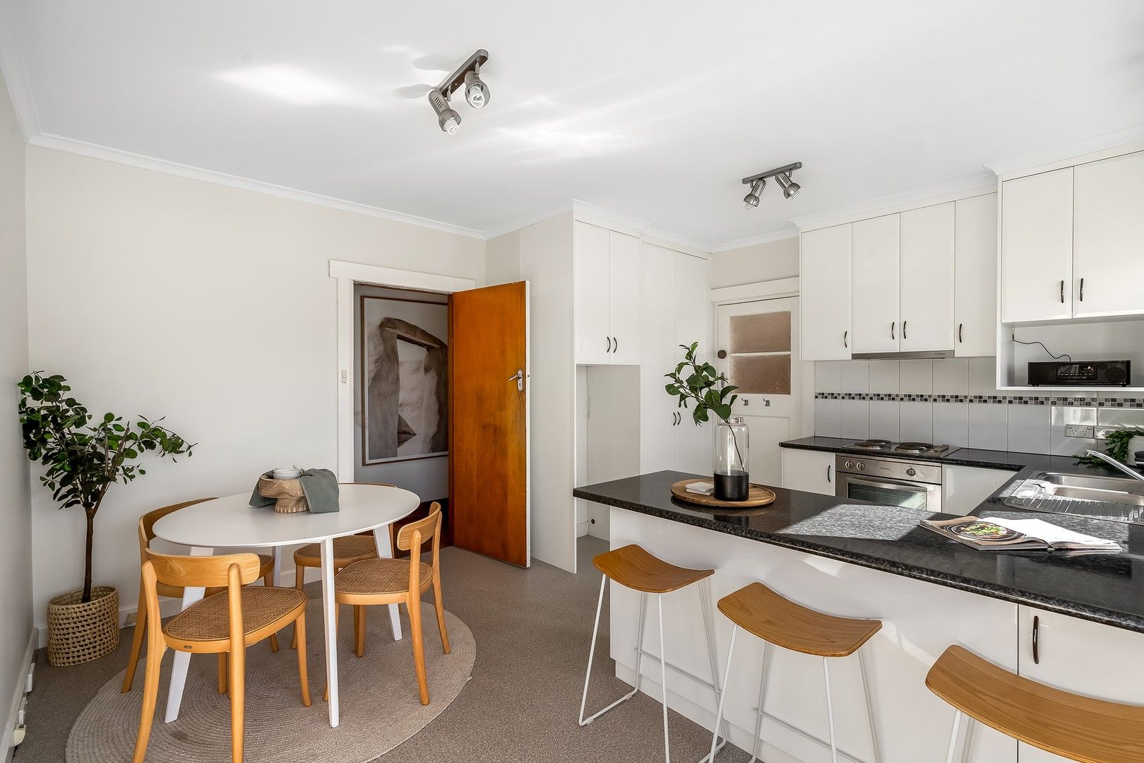 2 Crosby Court, Rosetta TAS 7010, Image 2