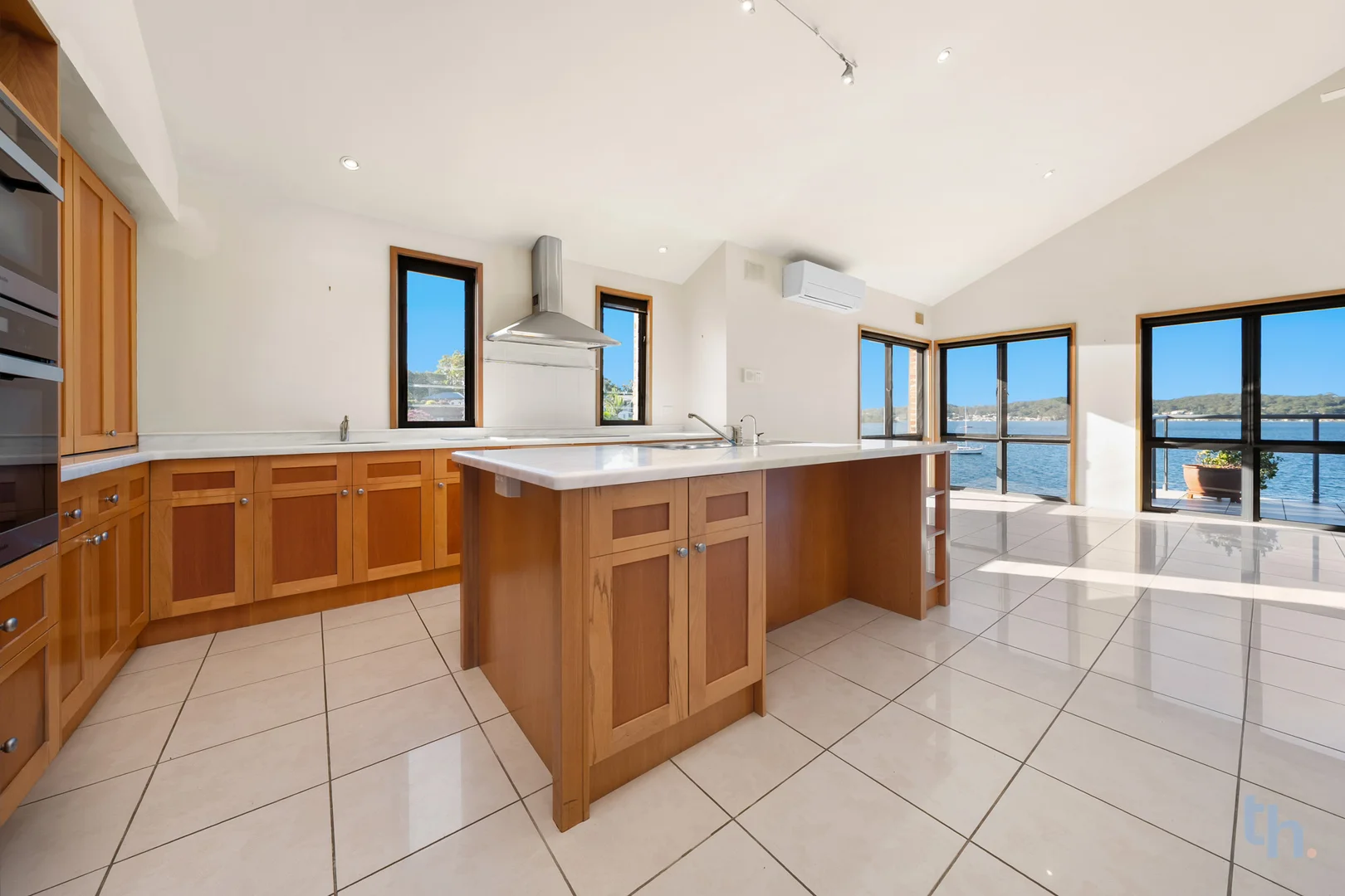 Additional image 7 of 107 Fishing Point Road, Fishing Point NSW 2283