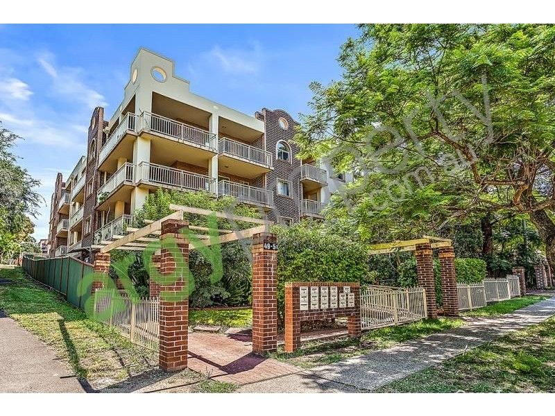 2 bedrooms Apartment / Unit / Flat in 15/49-51 Empress Street HURSTVILLE NSW, 2220