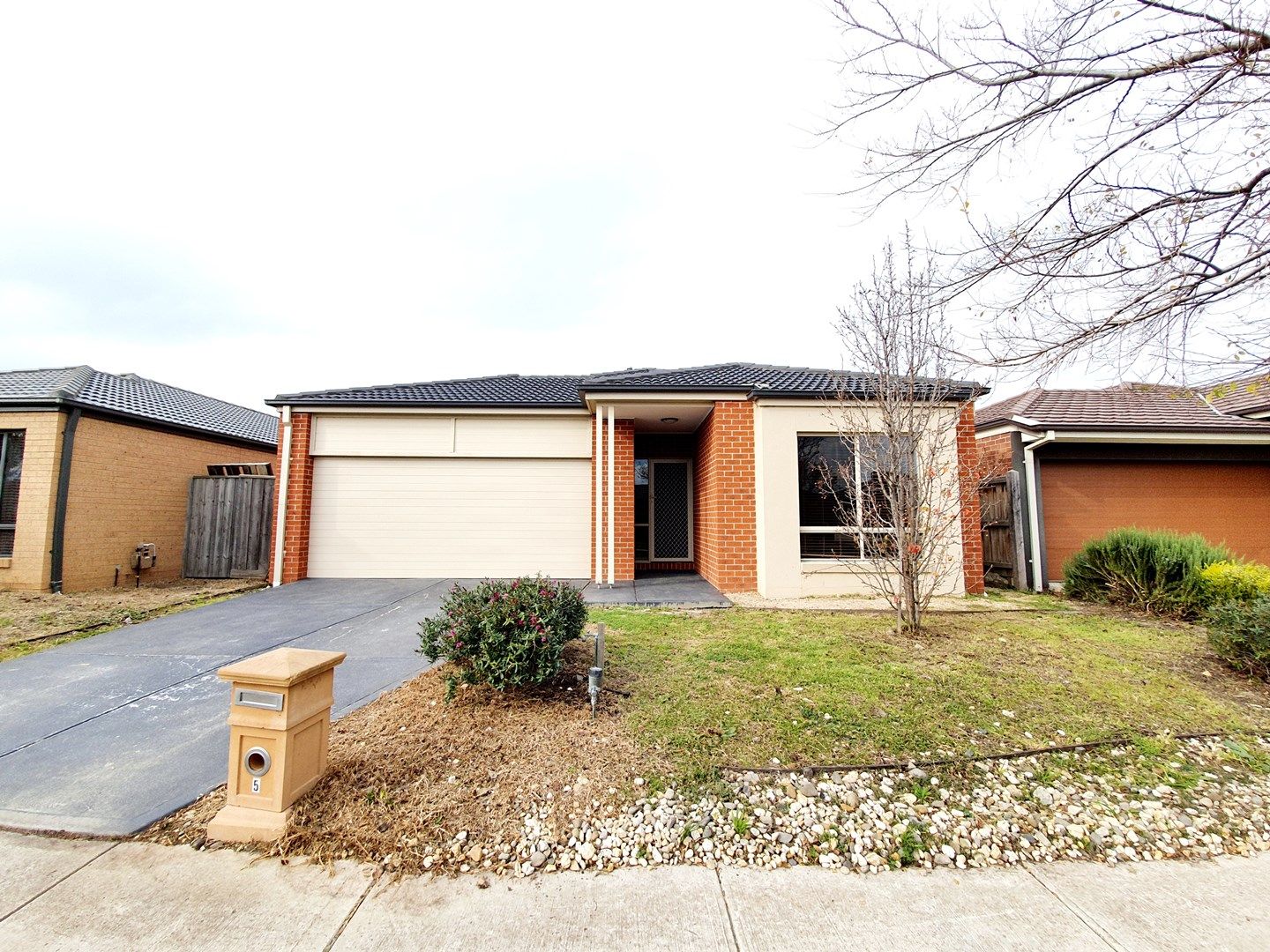 4 bedrooms House in 5 Casino Parade POINT COOK VIC, 3030