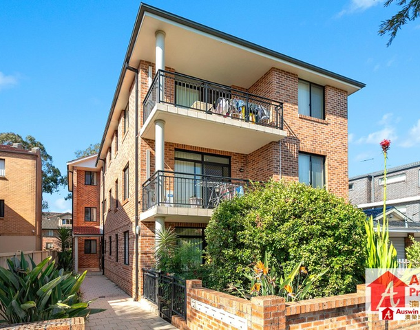 2/12 Melvin Street, Beverly Hills NSW 2209