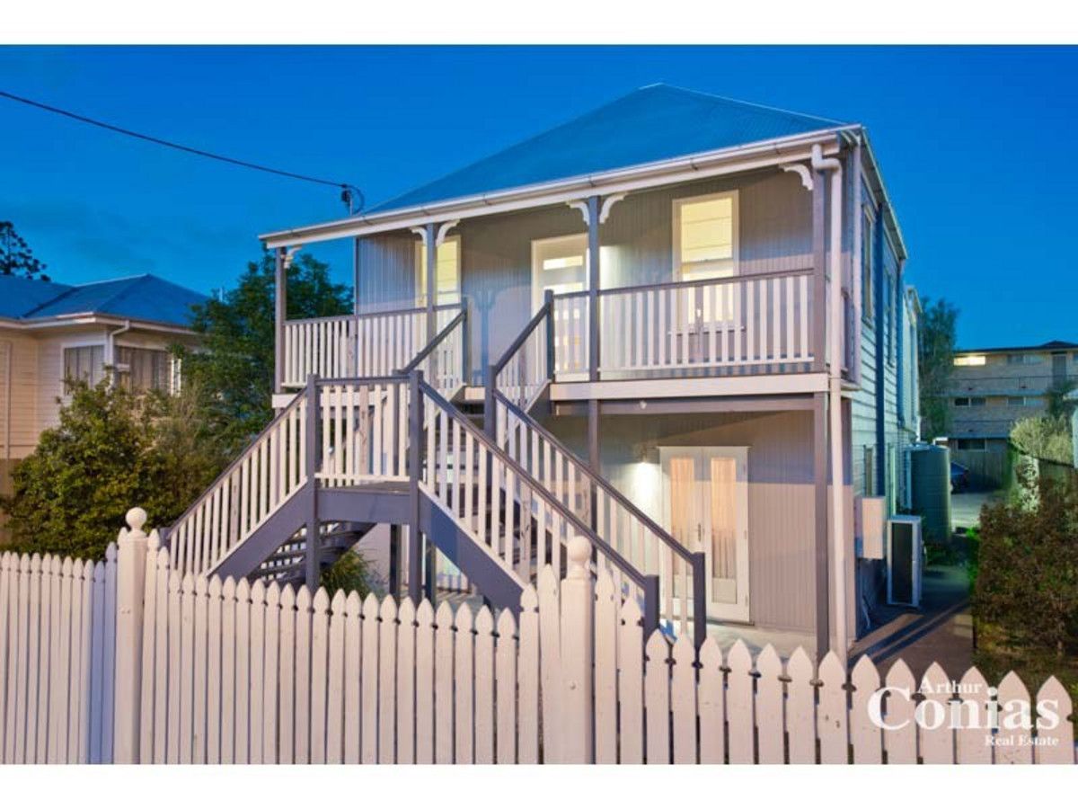2 bedrooms Apartment / Unit / Flat in 27B Croydon Street TOOWONG QLD, 4066