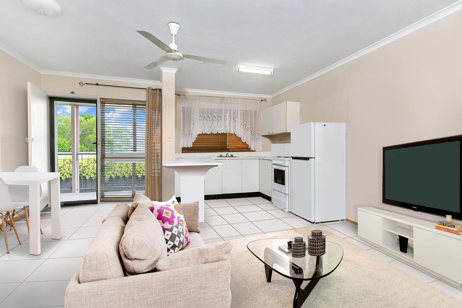 4/239 Lyons Street, Westcourt QLD 4870, Image 1