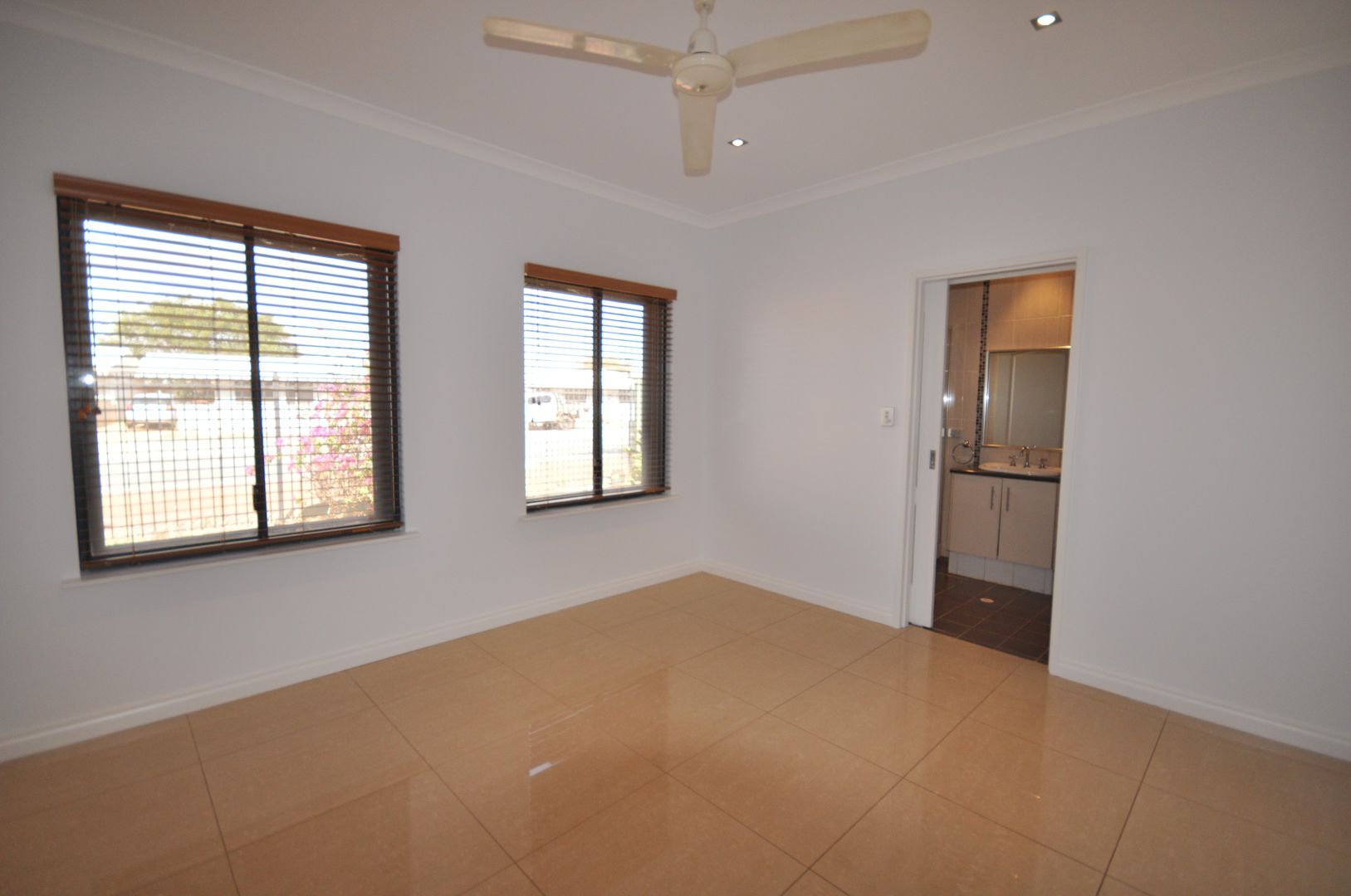 8 Rutherford Road, South Hedland WA 6722, Image 2