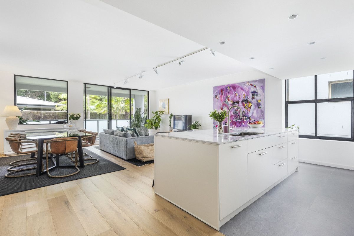 2 bedrooms Apartment / Unit / Flat in 31/228 Moore Park Road PADDINGTON NSW, 2021