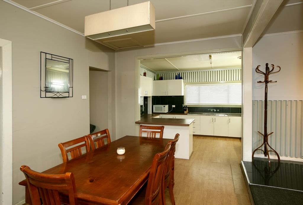 34 Bakers Lane, GUMLY GUMLY NSW 2652, Image 2