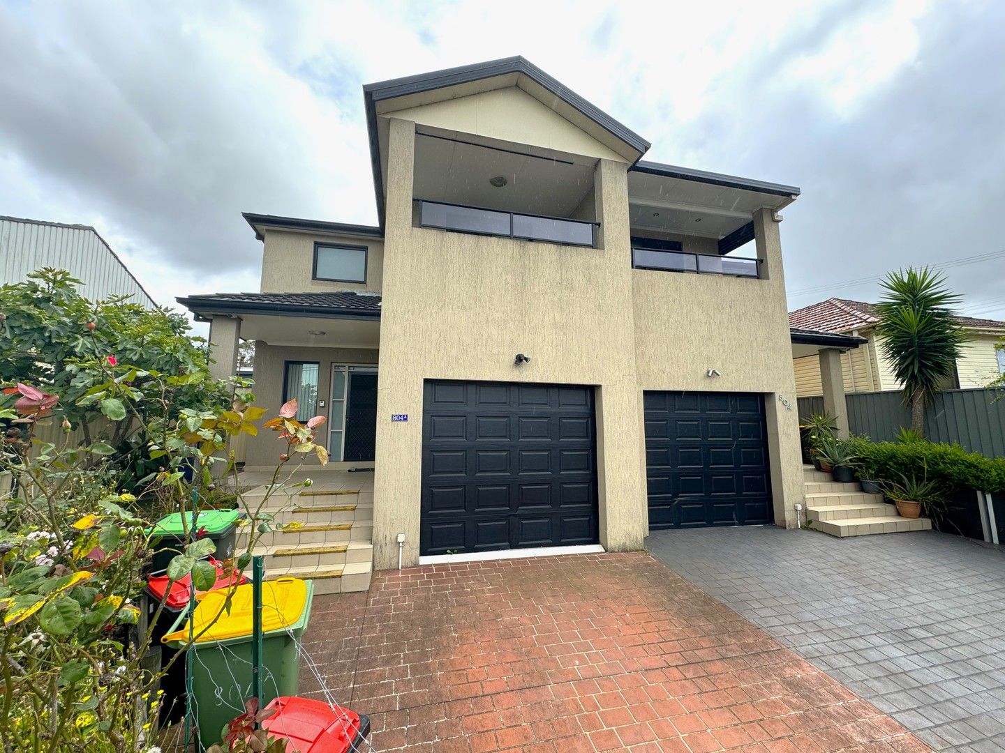 4 bedrooms Duplex in 804A Hume Highway BASS HILL NSW, 2197