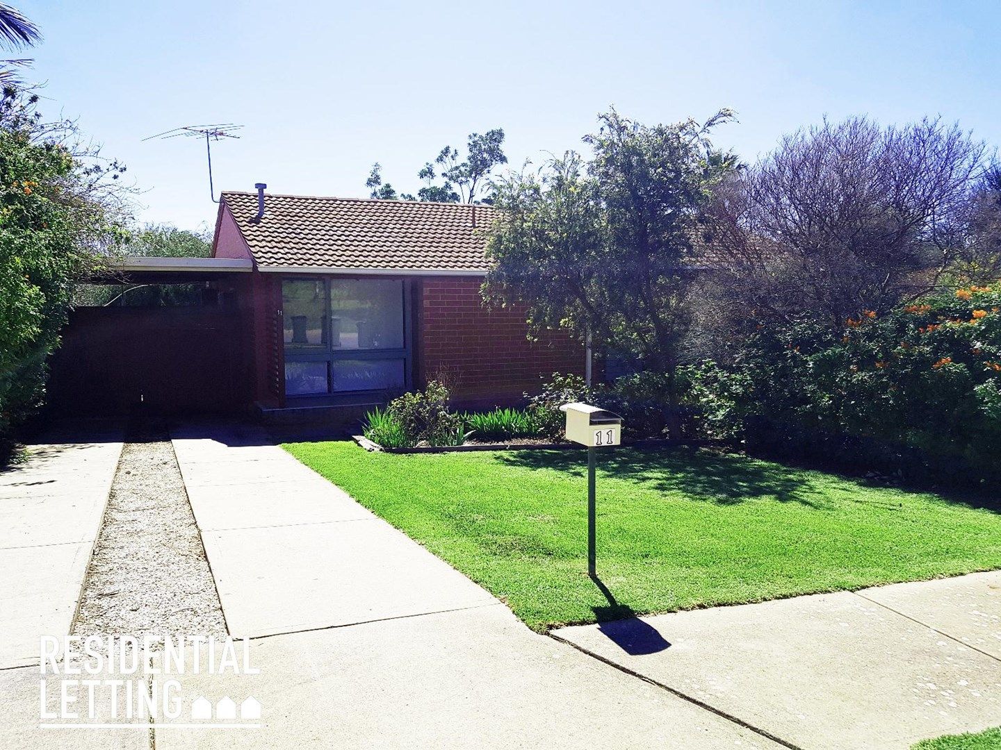 3 bedrooms House in 11 Regis Crescent CHRISTIE DOWNS SA, 5164