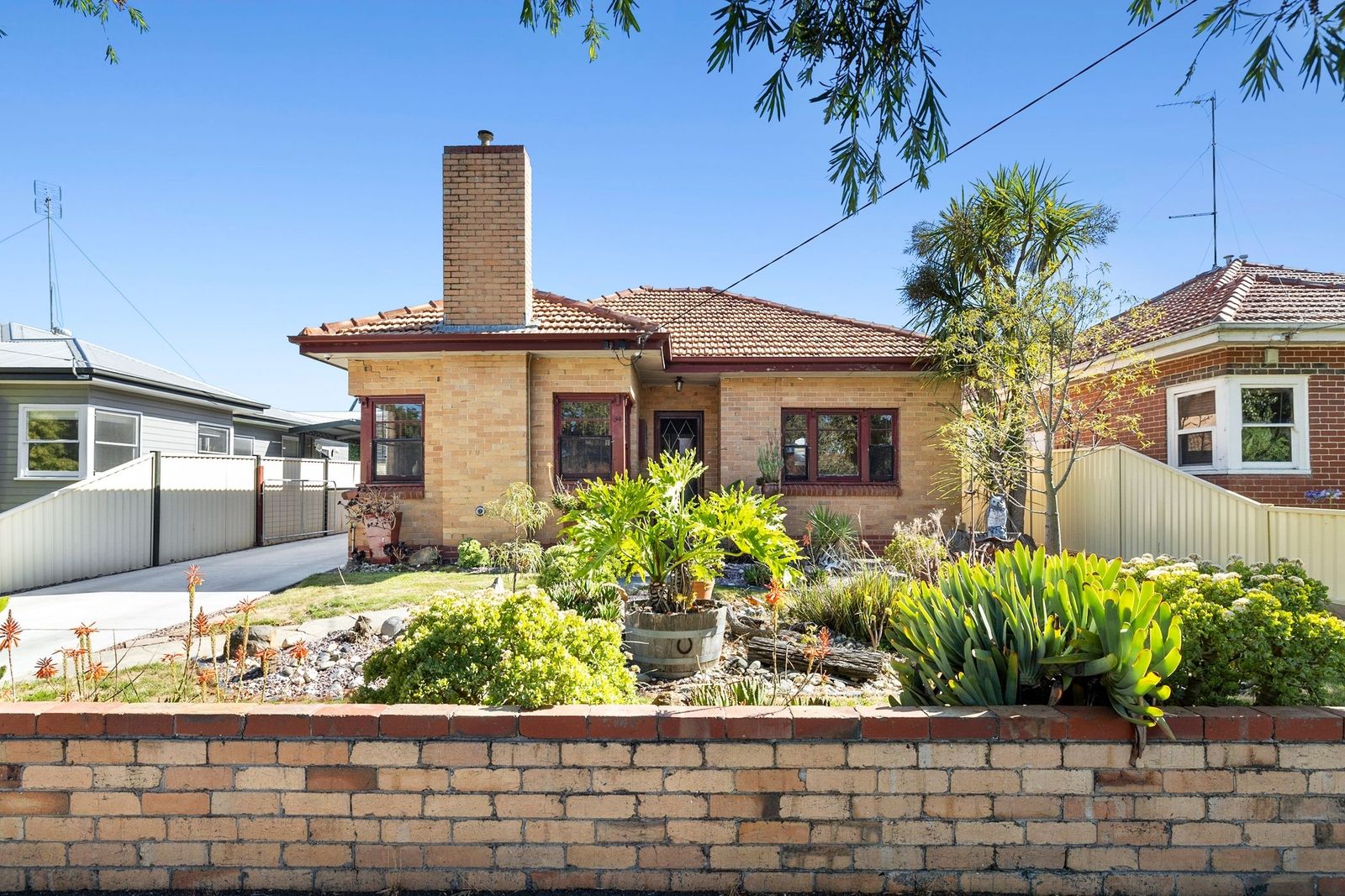 2 bedrooms House in 34 Duke Street NEWINGTON VIC, 3350