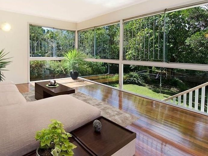 3 bedrooms House in 630 Cavendish Road HOLLAND PARK QLD, 4121