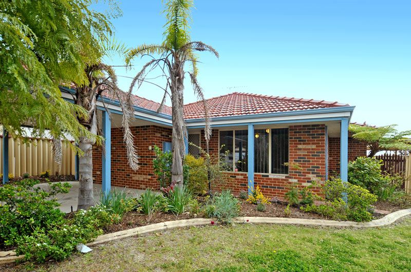 7 Courtland Crescent, Redcliffe WA 6104, Image 0