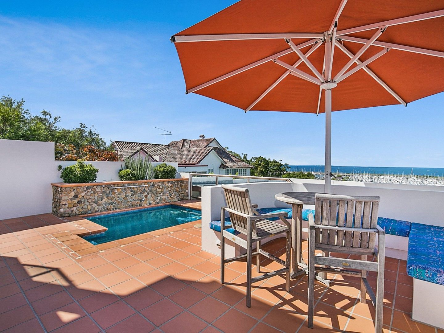 82 Oceana Tce, Manly QLD 4179, Image 0