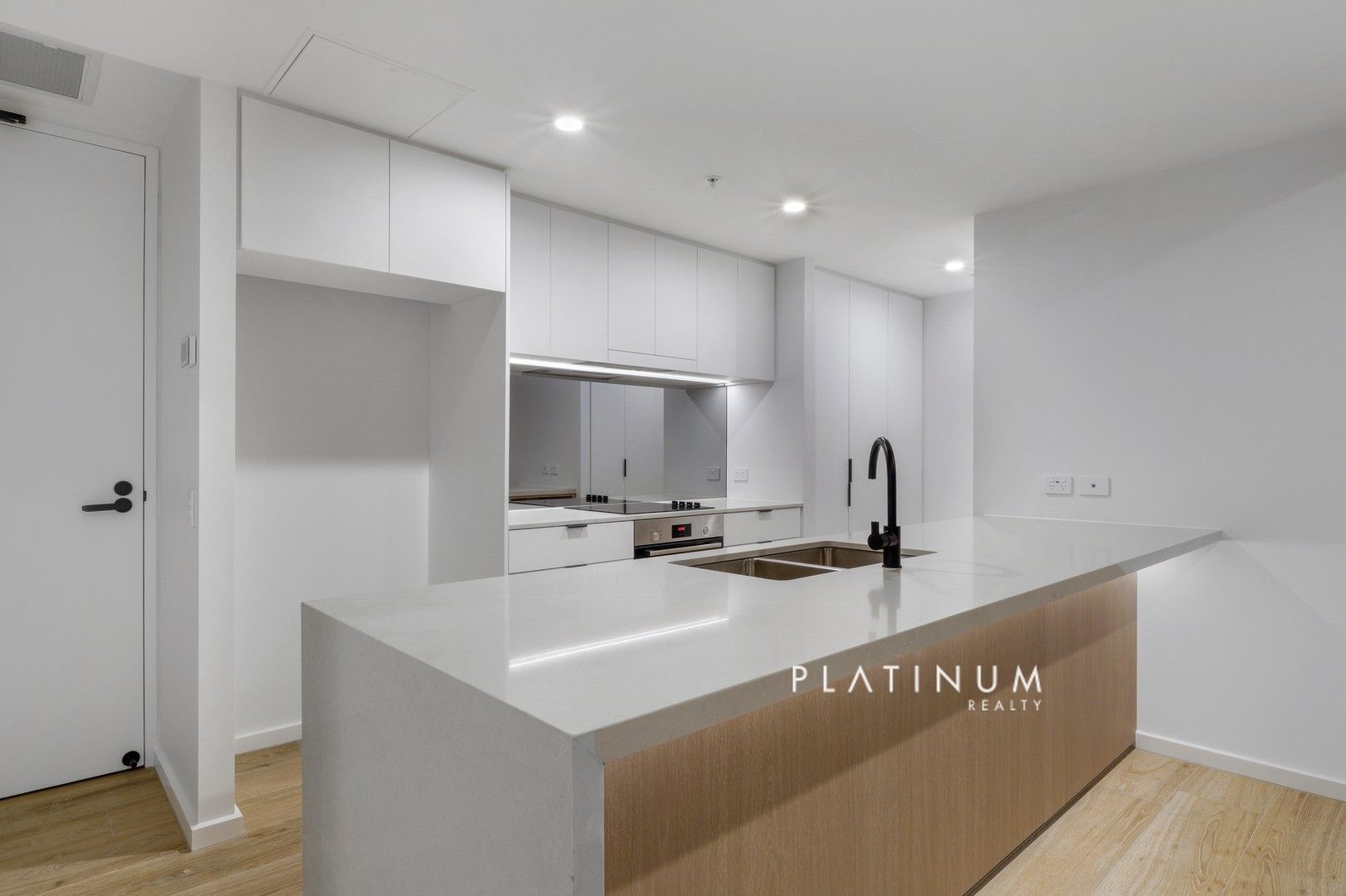 Apartment / Unit / Flat in 501/2 Mawarra Street, PALM BEACH QLD, 4221