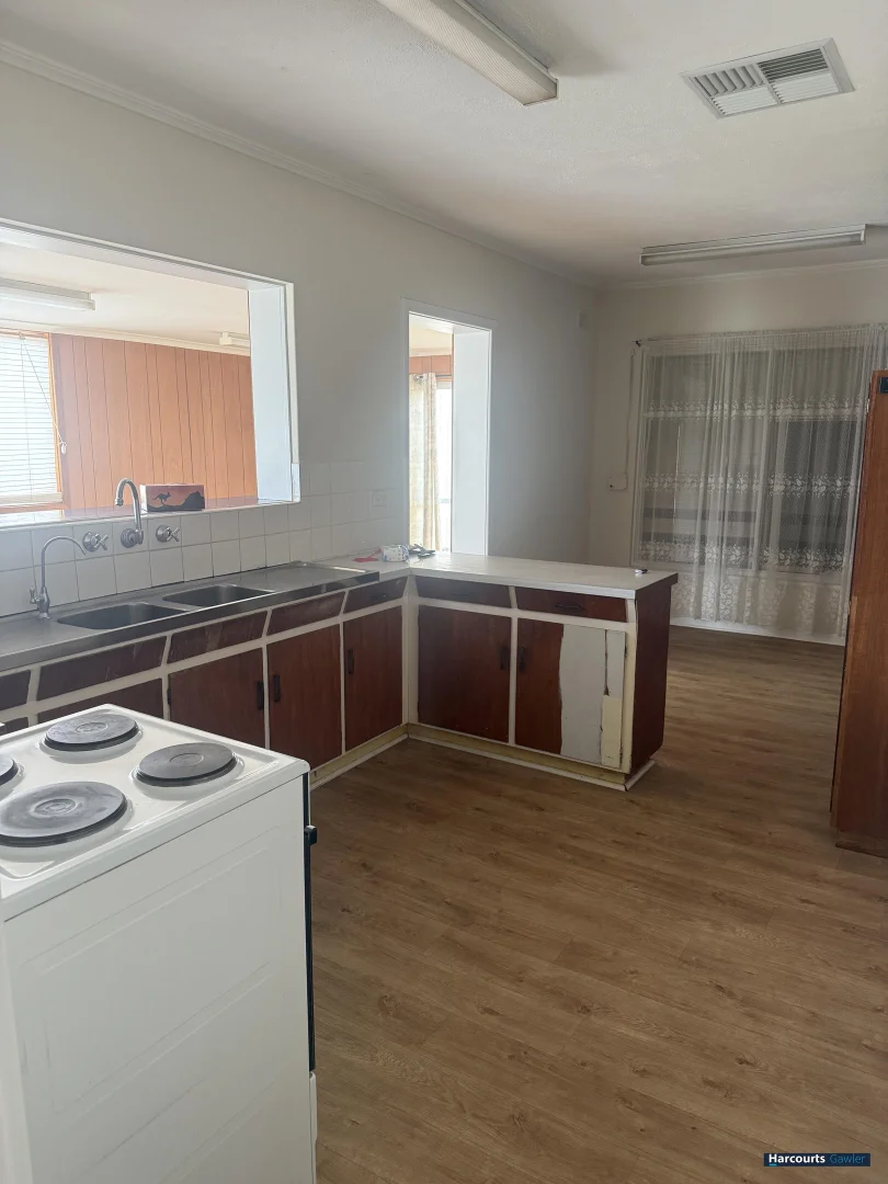 Additional image 4 of 28 Manningford Road, Elizabeth South SA 5112