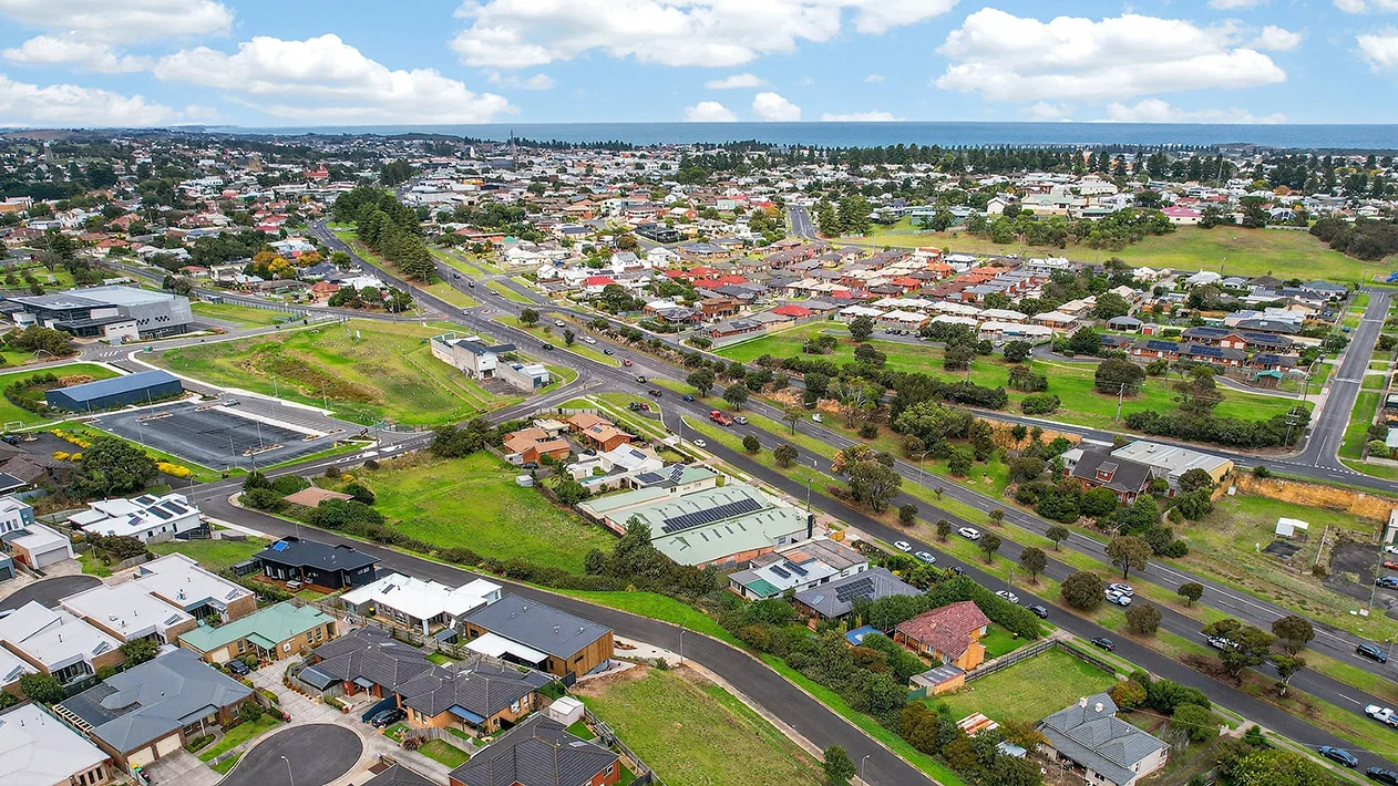 Additional image 25 of 10 McPherson Crescent, Warrnambool VIC 3280