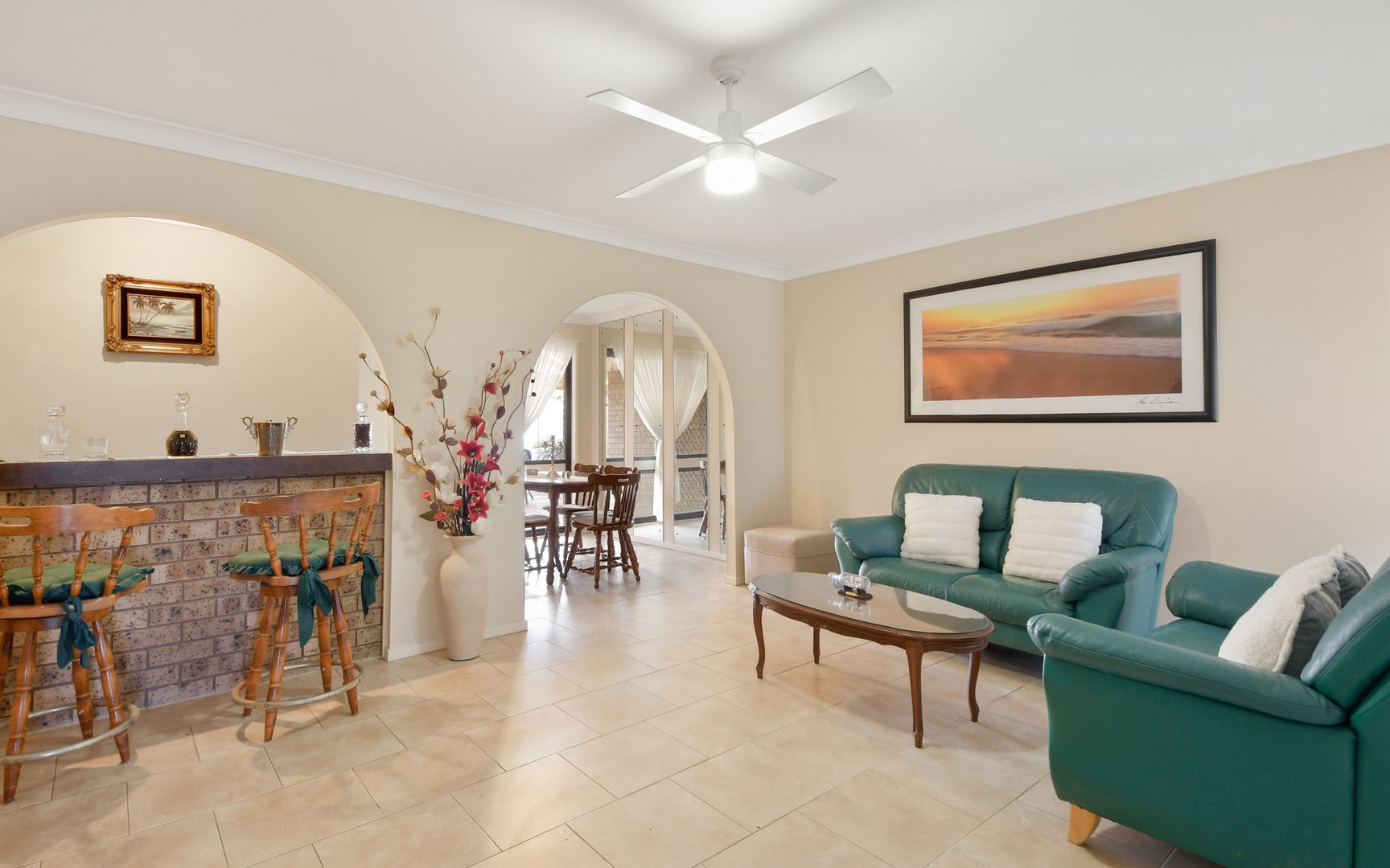 25 Chasselas Avenue, Eschol Park NSW 2558, Image 1