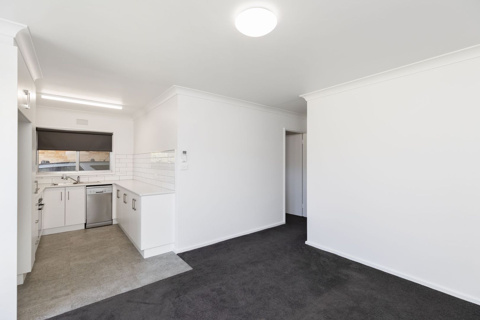 6/8-10 Willow Street, Kooringal NSW 2650, Image 2