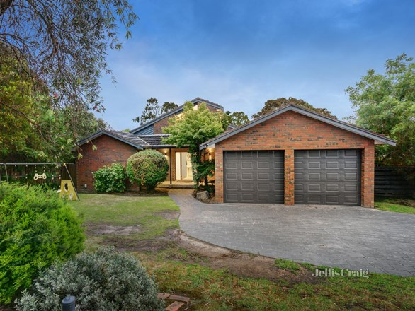 1 Maxine Drive, St Helena VIC 3088