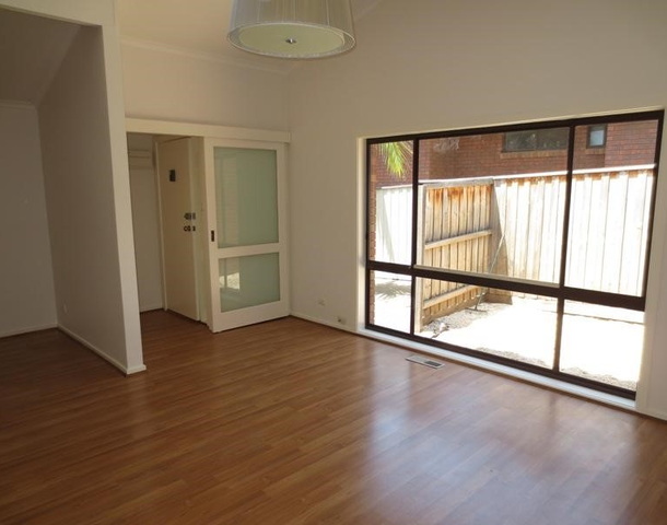 10/106 Brown Street, Heidelberg VIC 3084