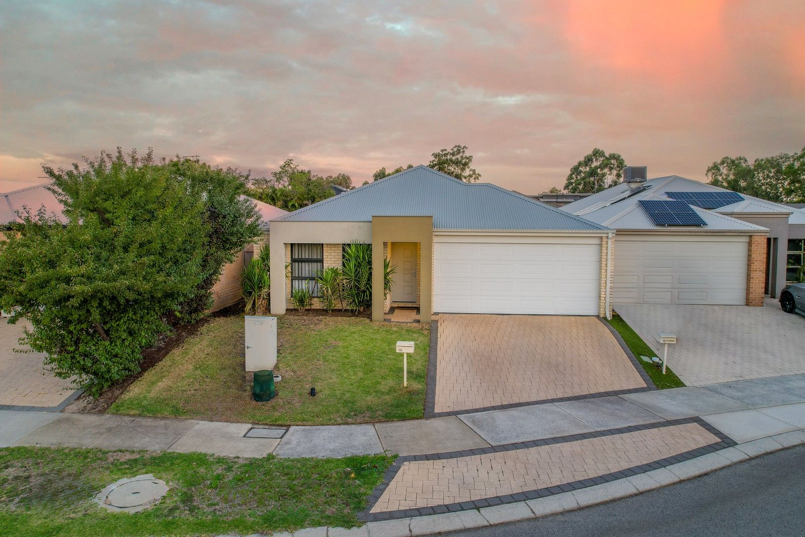 3 bedrooms House in 16 Tenterfield Green HARRISDALE WA, 6112