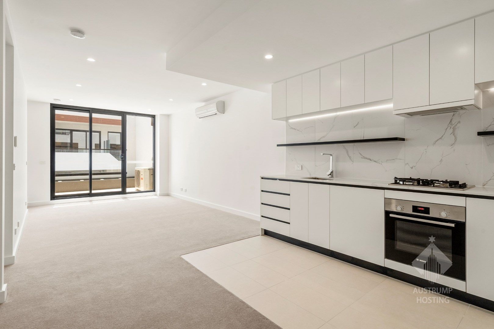 4 bedrooms Townhouse in 2/13 Renver Road CLAYTON VIC, 3168