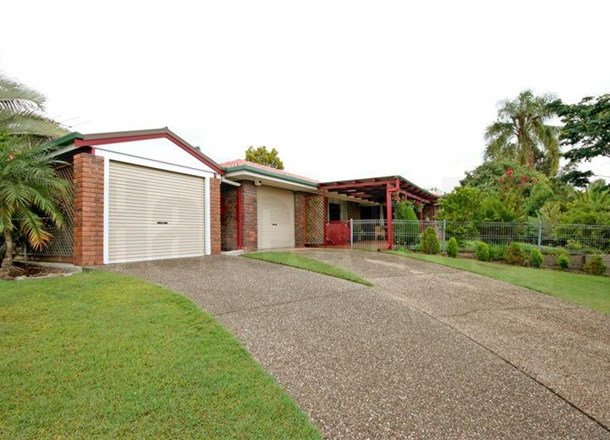 11 Radcliffe Street, Sinnamon Park QLD 4073