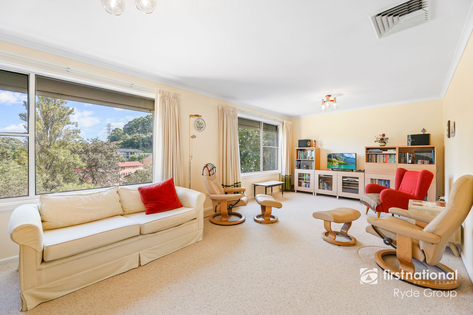 42 Carson Street, Dundas Valley NSW 2117, Image 2