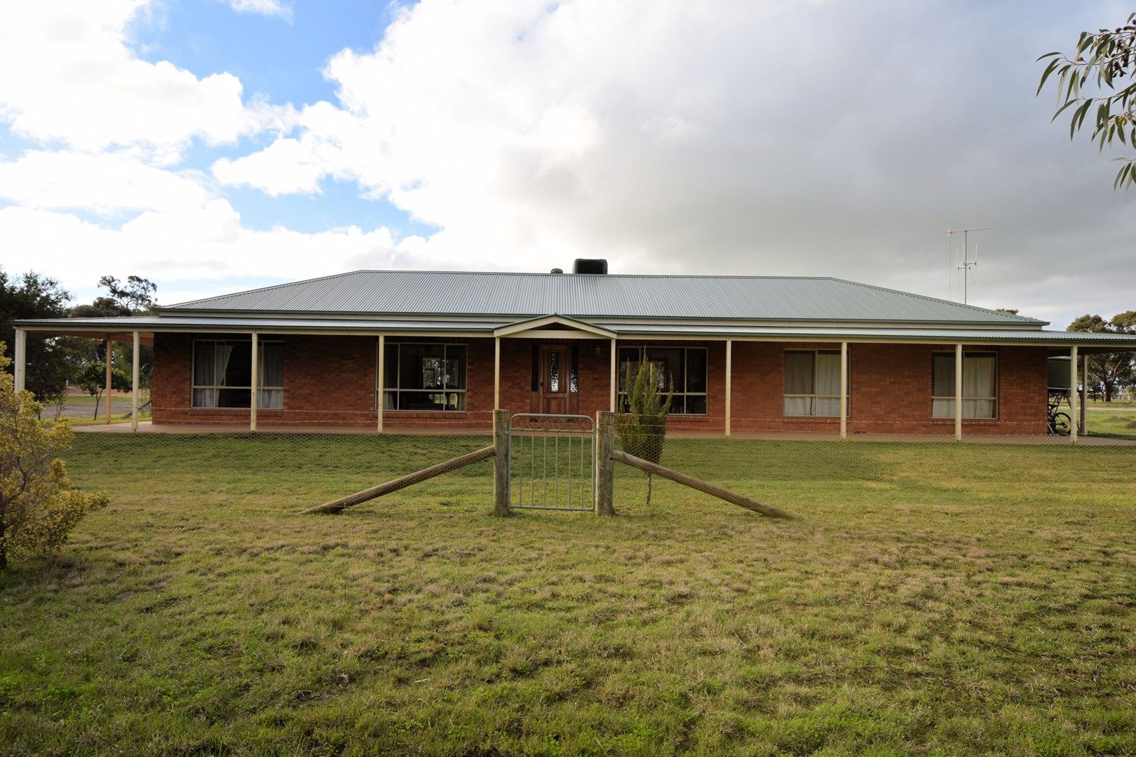 1484 Cobb Highway, Pretty Pine NSW 2710, Image 0