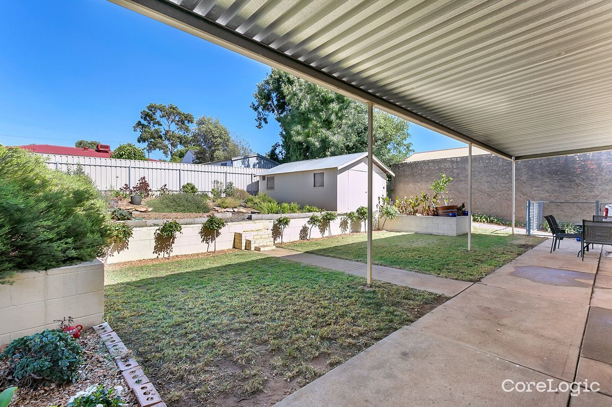 7 Madeira Drive, Morphett Vale SA 5162, Image 2