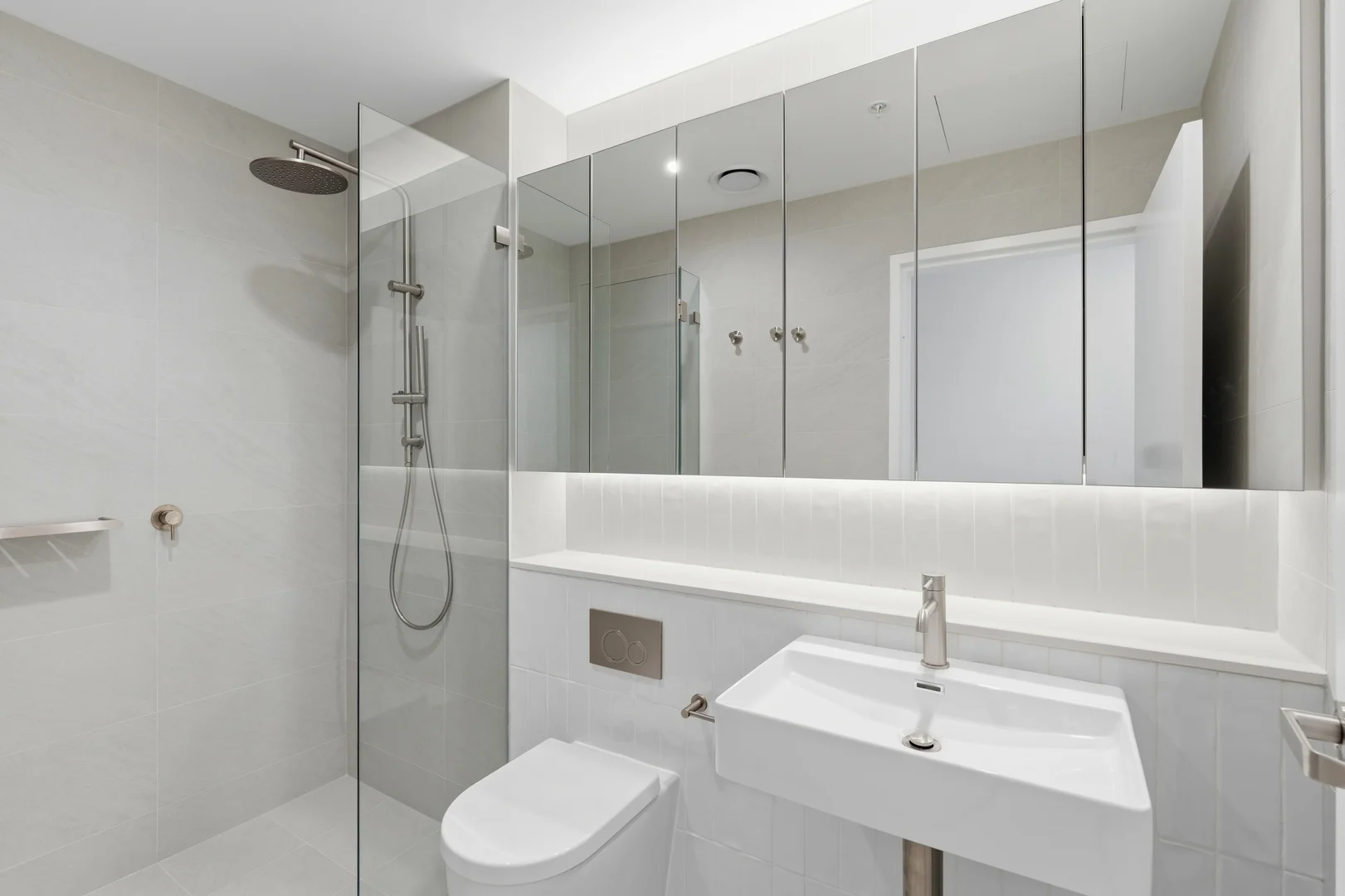 Additional image 6 of 803/36 Baker Street, Gosford NSW 2250