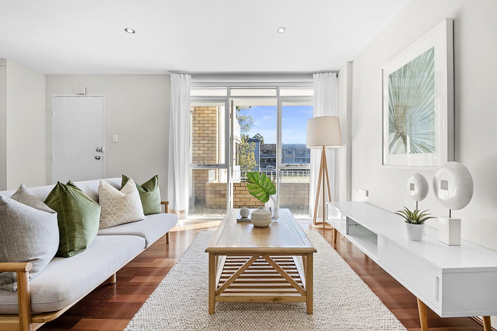 2 bedrooms Apartment / Unit / Flat in 16/143 Burns Bay Road LANE COVE NSW, 2066