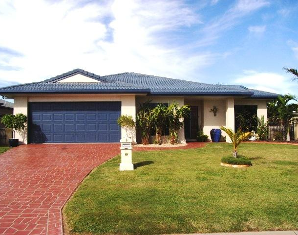 8 Bluewater Court, Bucasia QLD 4750
