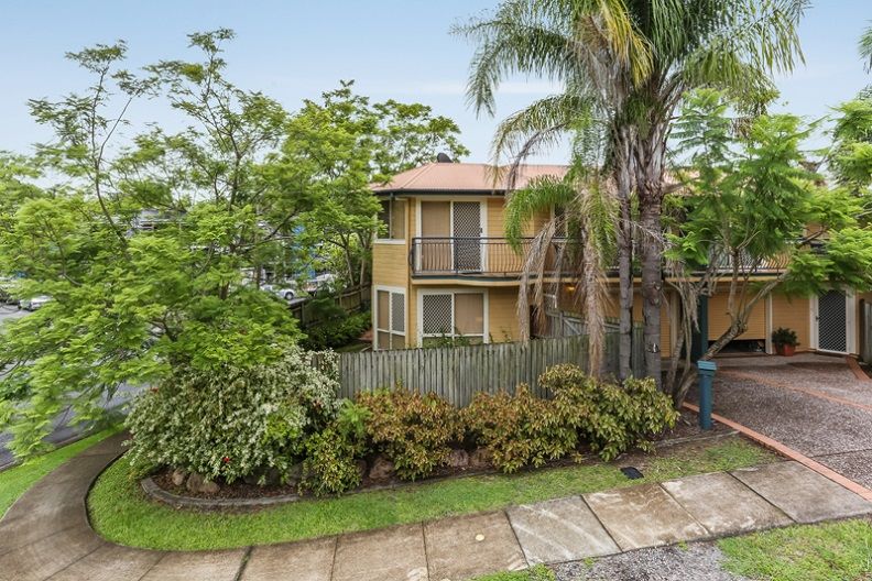 2/37 Nelson Parade, Indooroopilly QLD 4068, Image 0