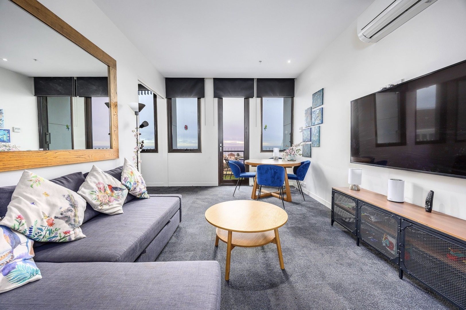 2 bedrooms Apartment / Unit / Flat in 401/435 Nepean Highway FRANKSTON VIC, 3199