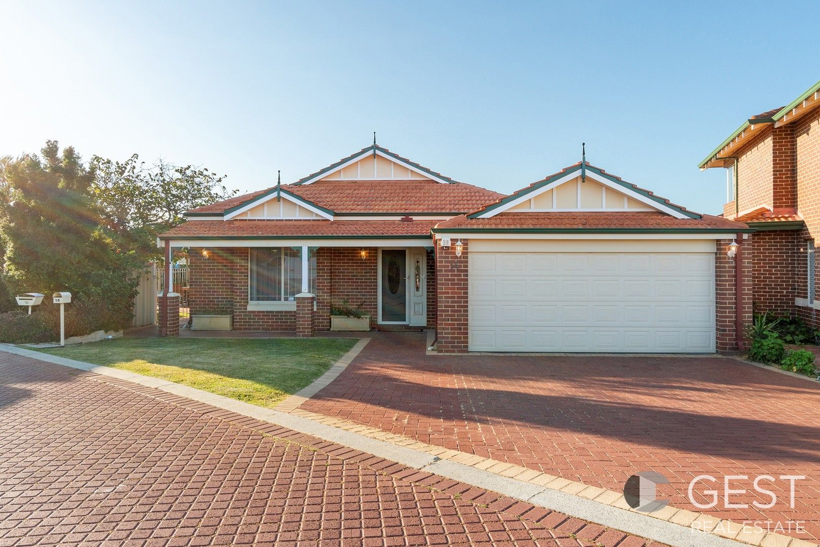 14 HOTHAM CRESCENT, Alexander Heights WA 6064, Image 0