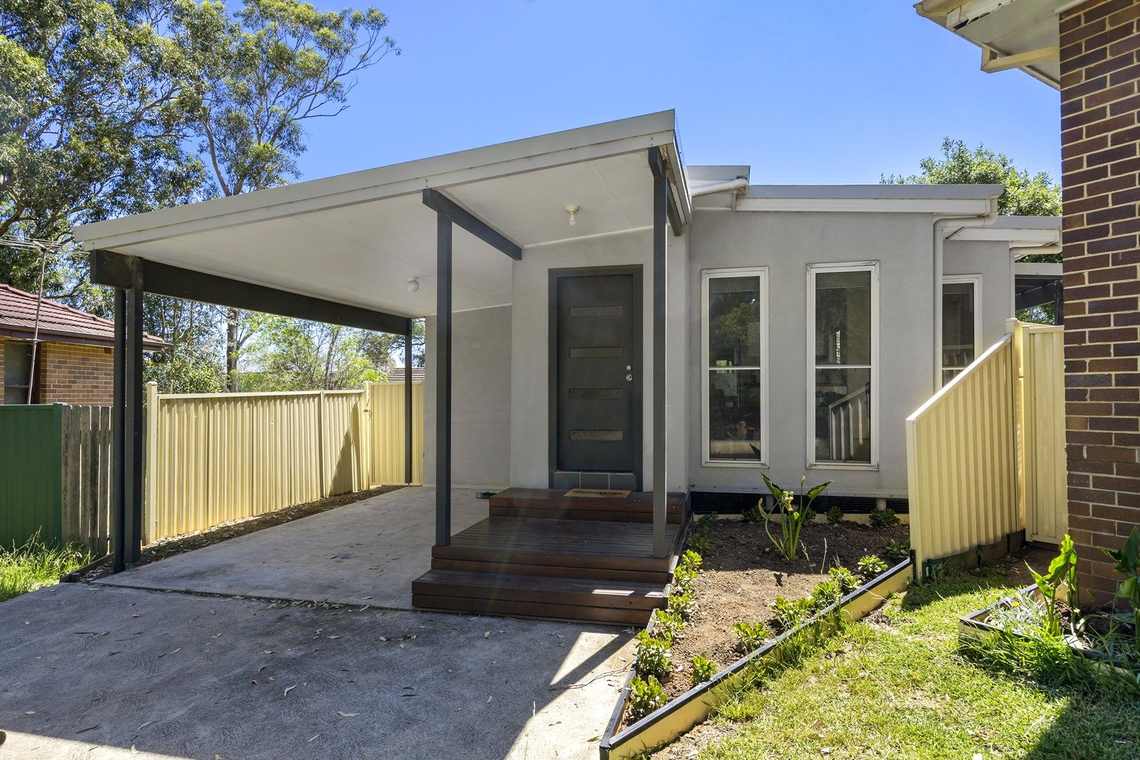 2 bedrooms House in 9a Dale Street SEVEN HILLS NSW, 2147