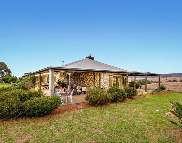 230 William Road, Little River VIC 3211