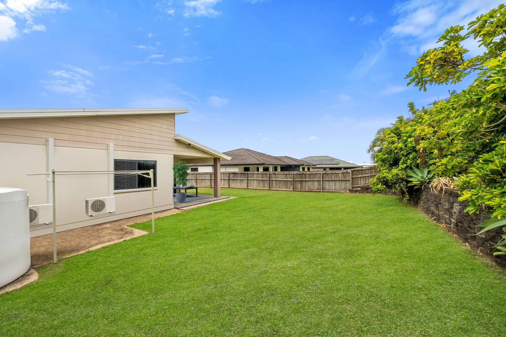Additional image 11 of 2 Chantilly Court, Glenella QLD 4740