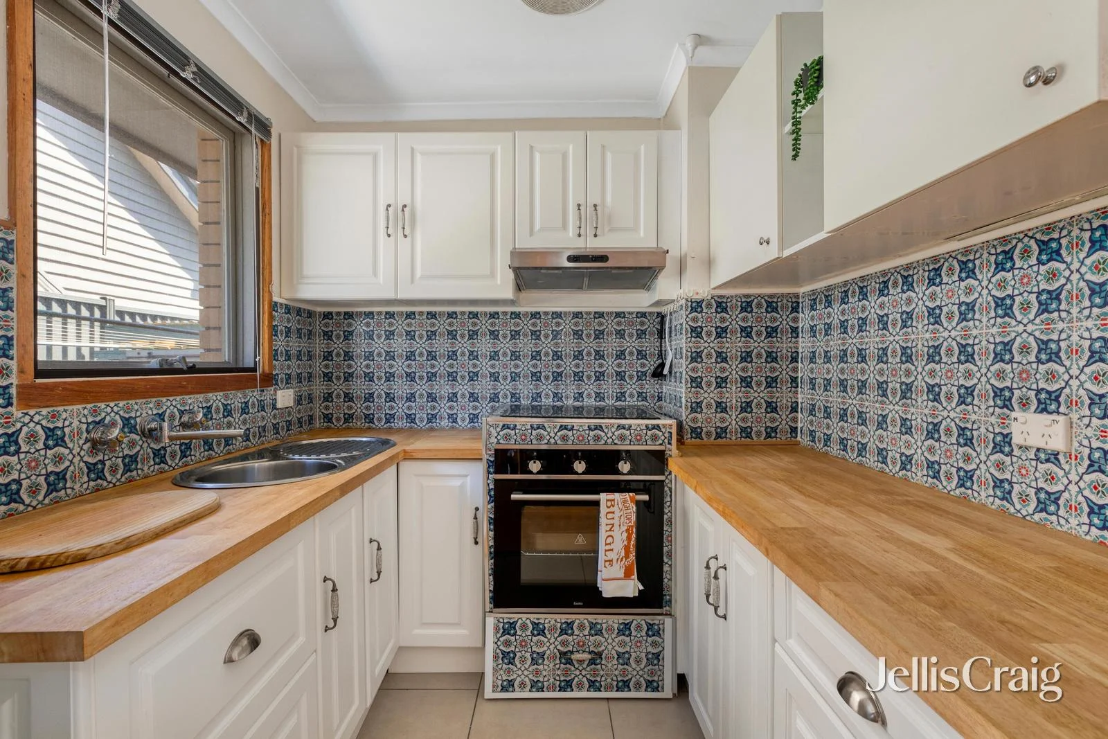 Additional image 4 of 2/16 Guthrie Street, Brunswick West VIC 3055