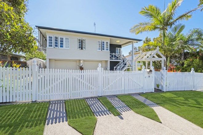 Picture of 9 Oval Avenue, CALOUNDRA QLD 4551