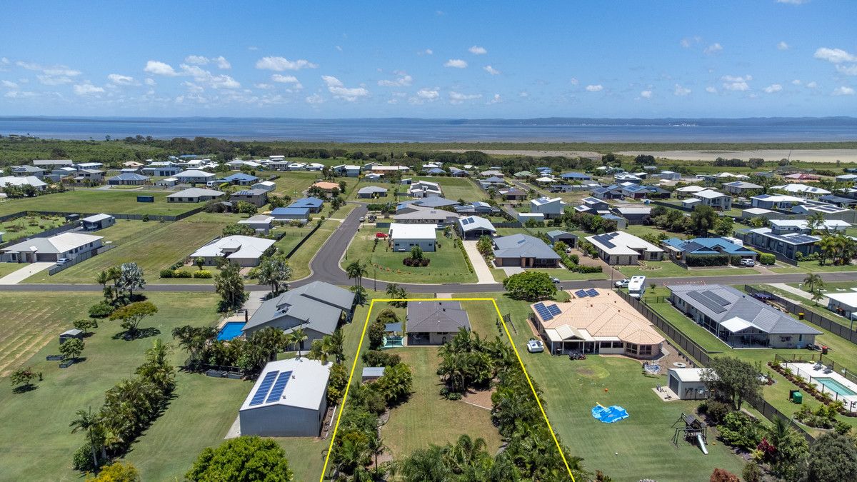 34 Windjammer Circuit, River Heads QLD 4655, Image 2