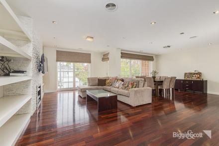 3 bedrooms Apartment / Unit / Flat in 6/8a Trawalla Avenue TOORAK VIC, 3142
