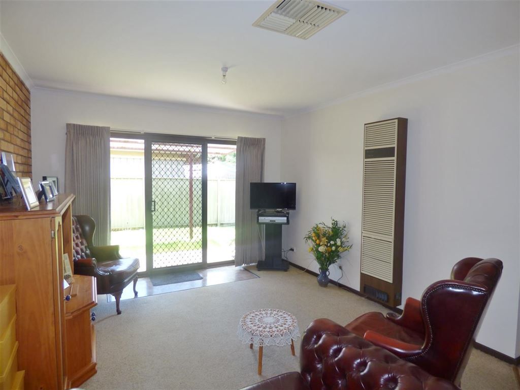 2/18 Colla Court, Horsham VIC 3400, Image 1