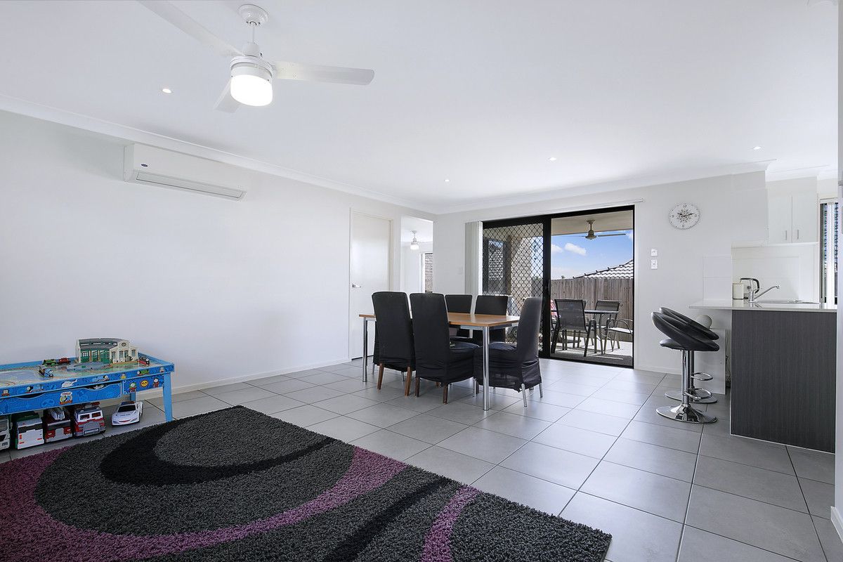 4 Paddy Circuit, Ormeau QLD 4208, Image 2