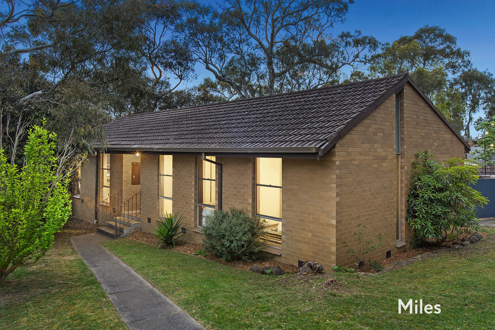 5 Moya Court, Yallambie VIC 3085, Image 0