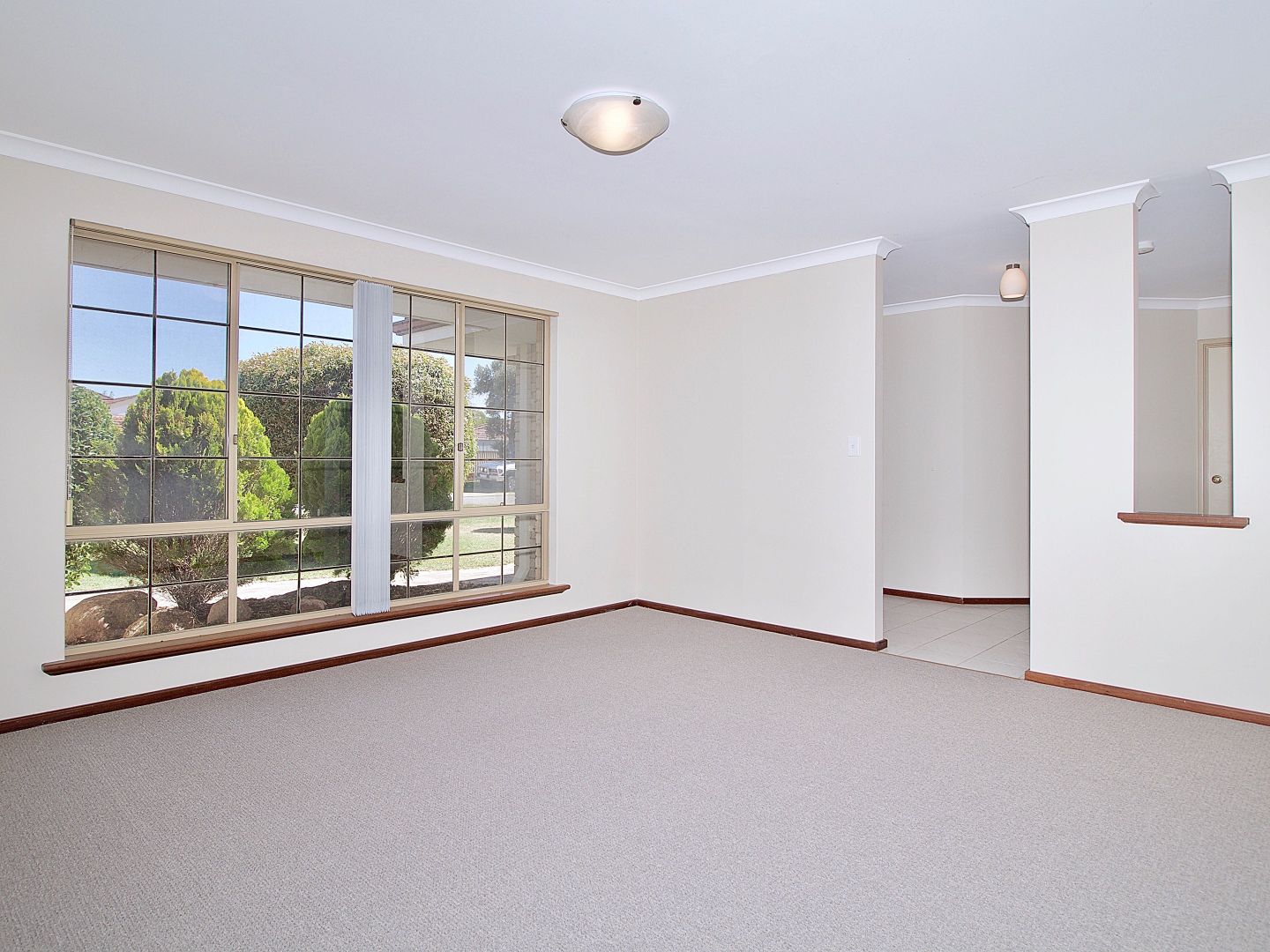 3 Oberon Court, Waikiki WA 6169, Image 2