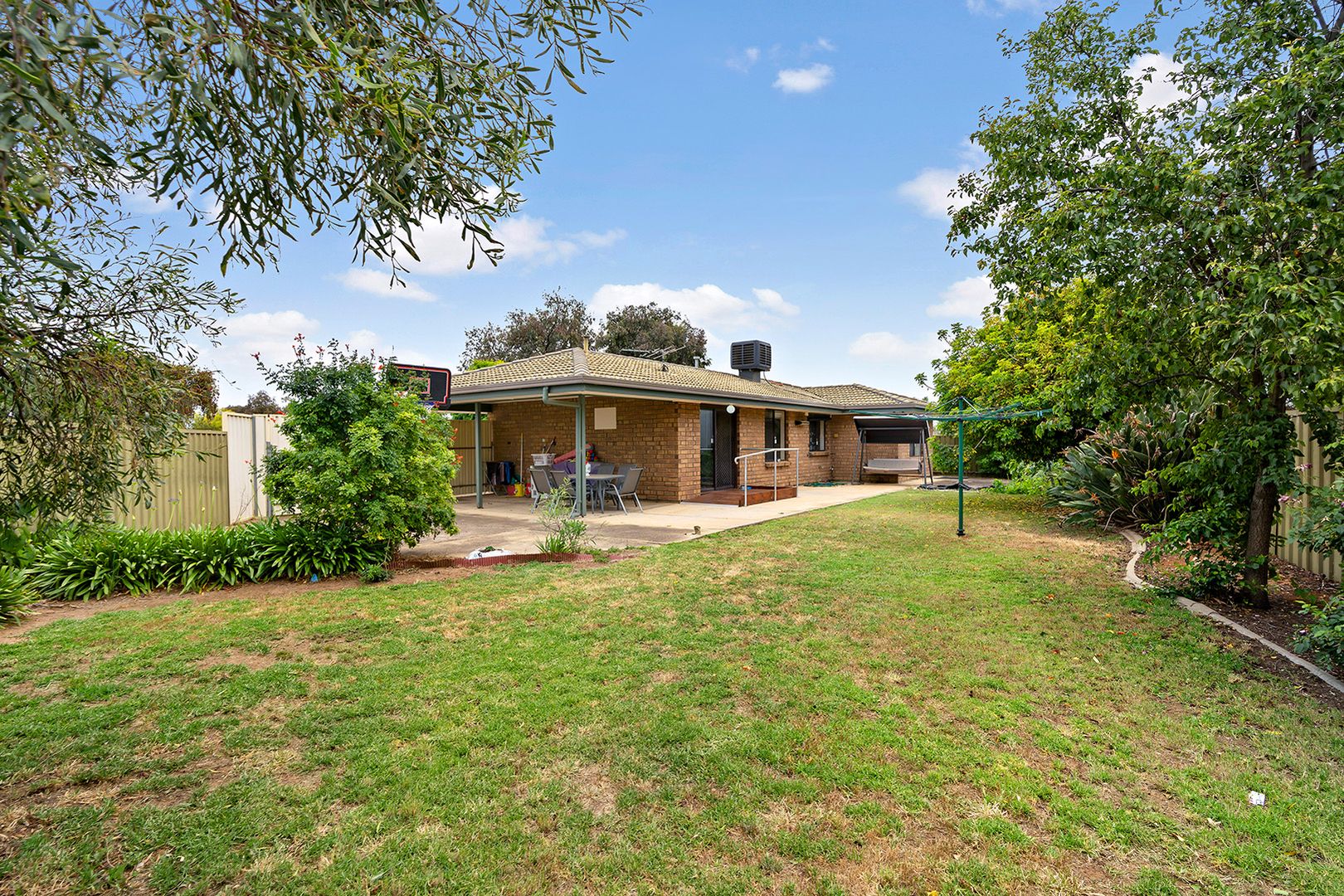 16 Nicholls Crescent, Burton SA 5110, Image 2