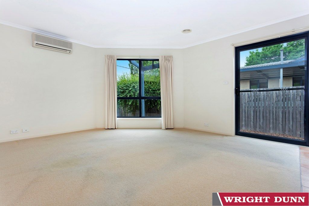 2/14 Harris Street, Hackett ACT 2602, Image 1