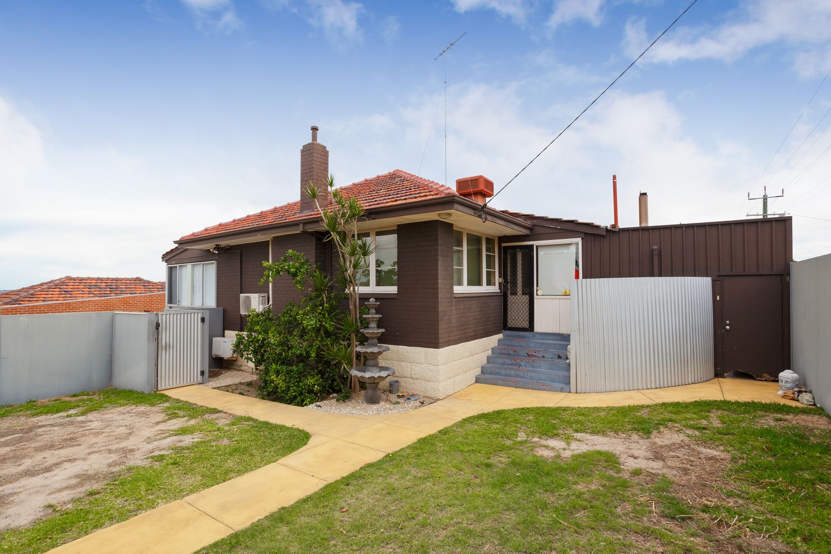 3 bedrooms House in 239 Amelia Street WESTMINSTER WA, 6061